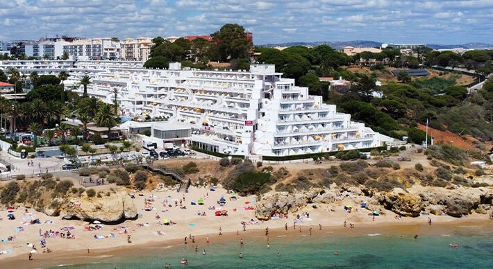 MUTHU CLUBE PRAIA DA OURA