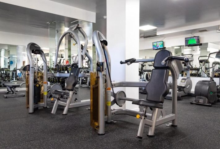 BROWNS SPORTS RESORT