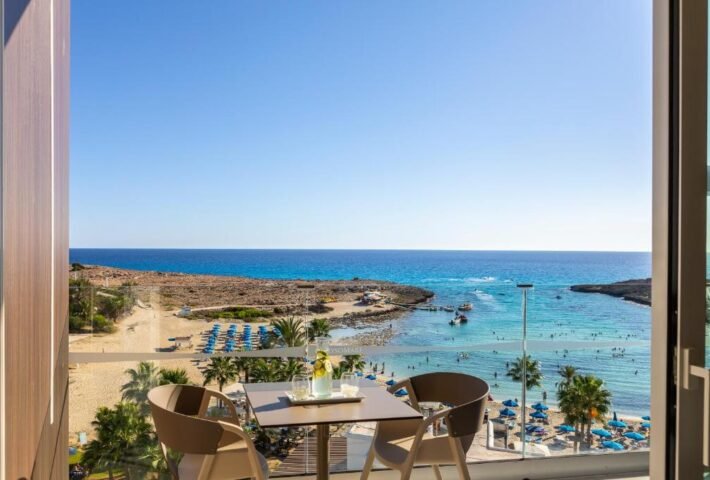 CHRYSOMARE BEACH HOTEL